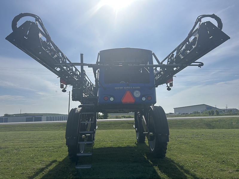 2024 New Holland SP.310F Sprayer/High Clearance