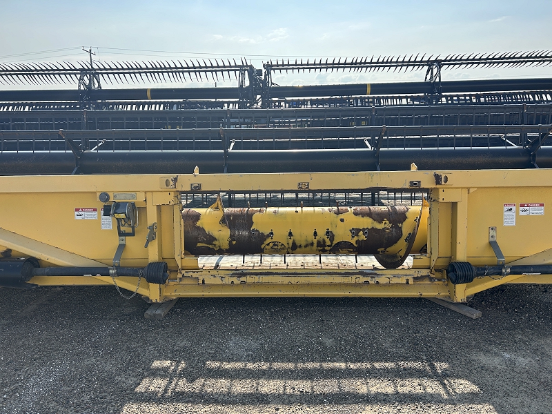 2009 New Holland 74C Header Flex