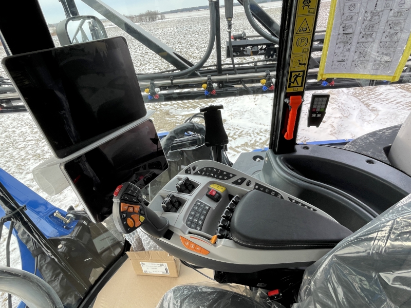 2026 New Holland SP.310F Sprayer/High Clearance