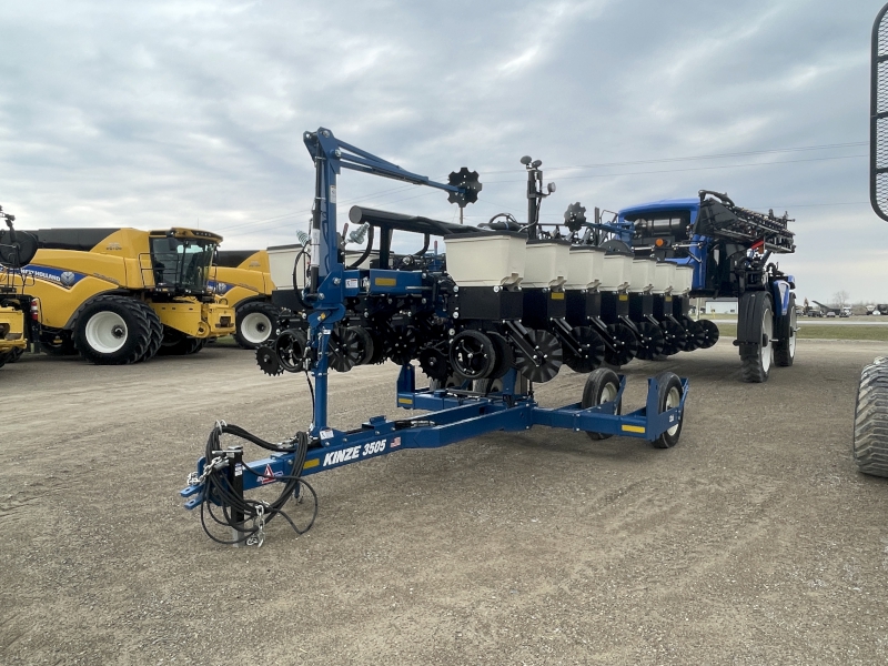 2026 Kinze 3505 8R15 Planter