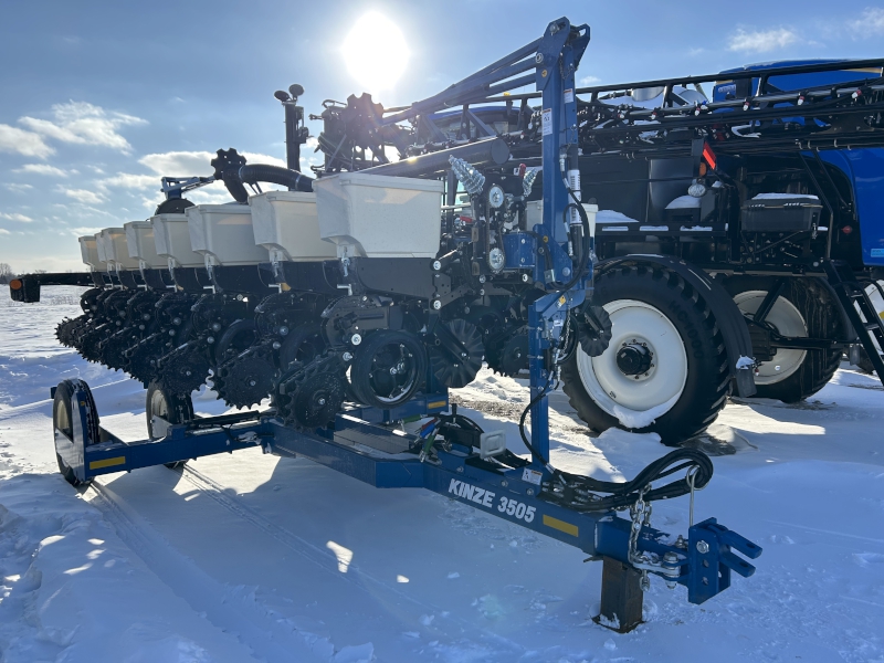 2026 Kinze 3505 8R15 Planter