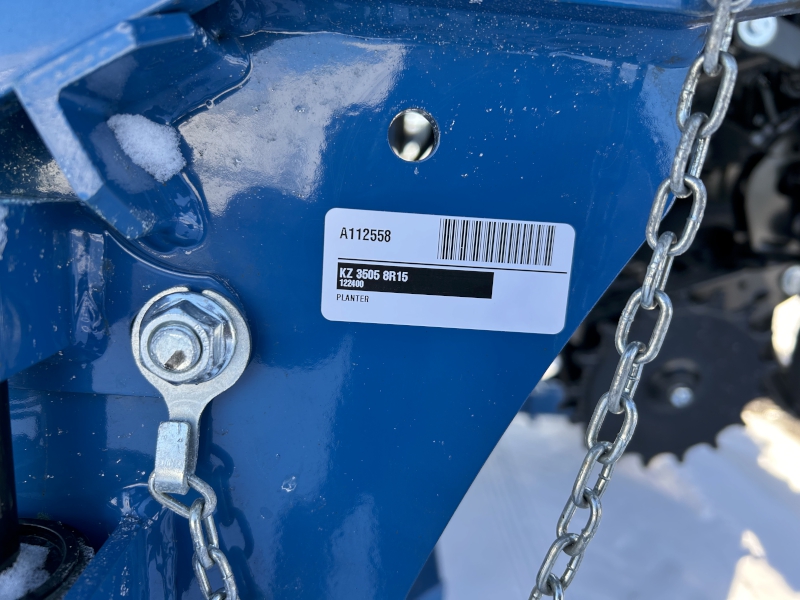 2026 Kinze 3505 8R15 Planter