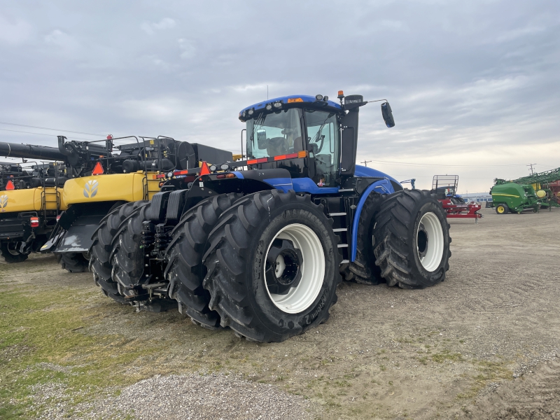 2023 New Holland T9.565 Tractor 4WD