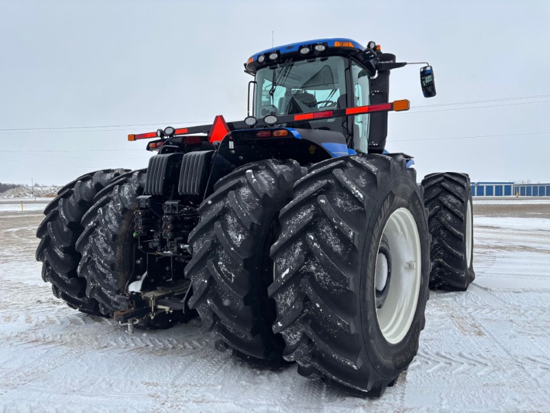 2023 New Holland T9.565 Tractor 4WD