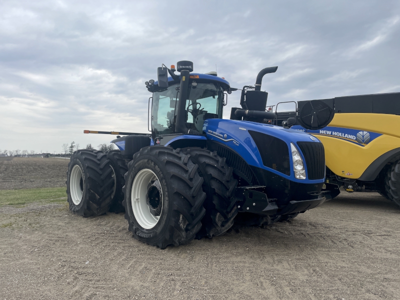 2023 New Holland T9.565 Tractor 4WD