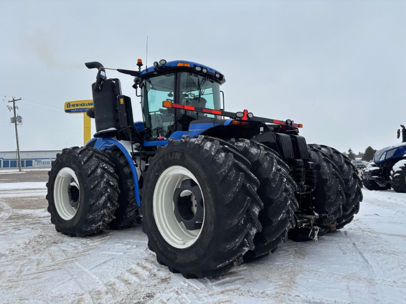 2023 New Holland T9.565 Tractor 4WD
