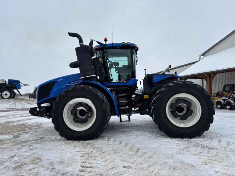 2023 New Holland T9.565 Tractor 4WD