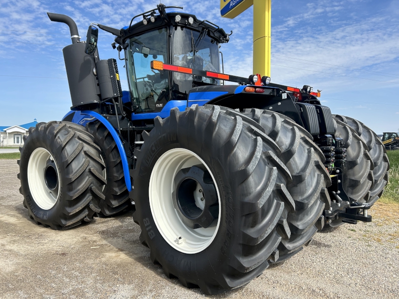 2026 New Holland T9.580 AC PL Tractor