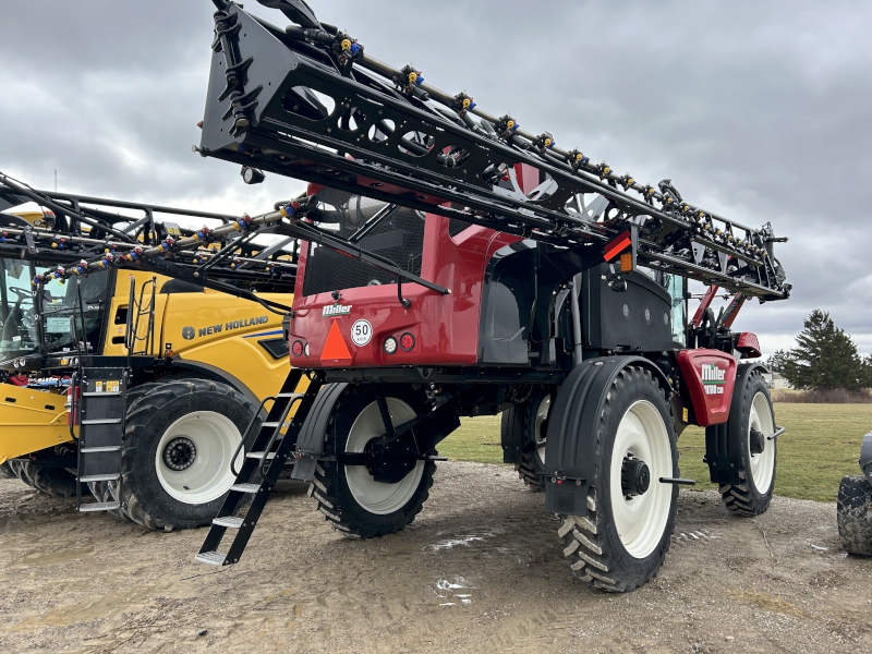 2026 Miller NITRO 7310 Sprayer/High Clearance