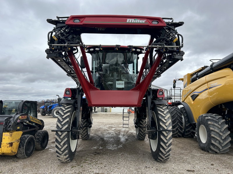 2026 Miller NITRO 7310 Sprayer/High Clearance