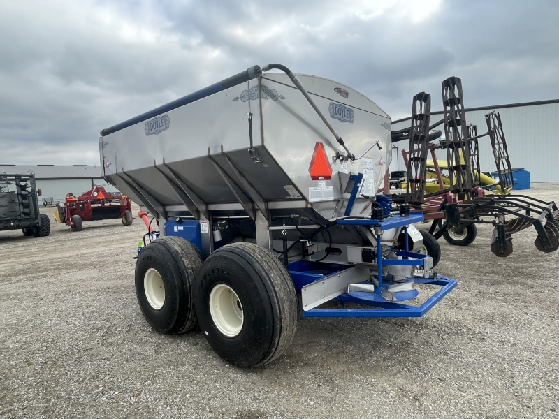 2025 Doyle 8-TON Fertilizer Spreader