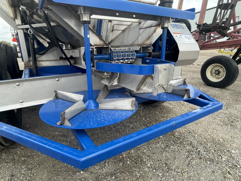 2025 Doyle 8-TON Fertilizer Spreader