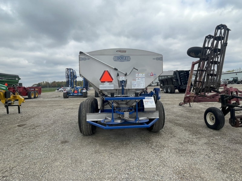2025 Doyle 8-TON Fertilizer Spreader