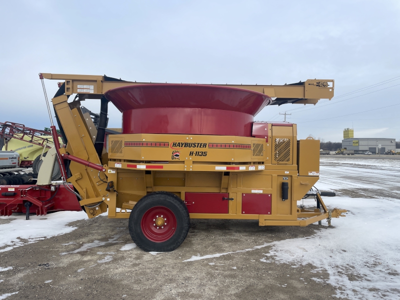 2025 Haybuster H-1135 Tub Grinder