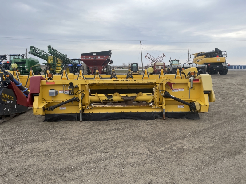 2012 New Holland 99C-6R Header Combine