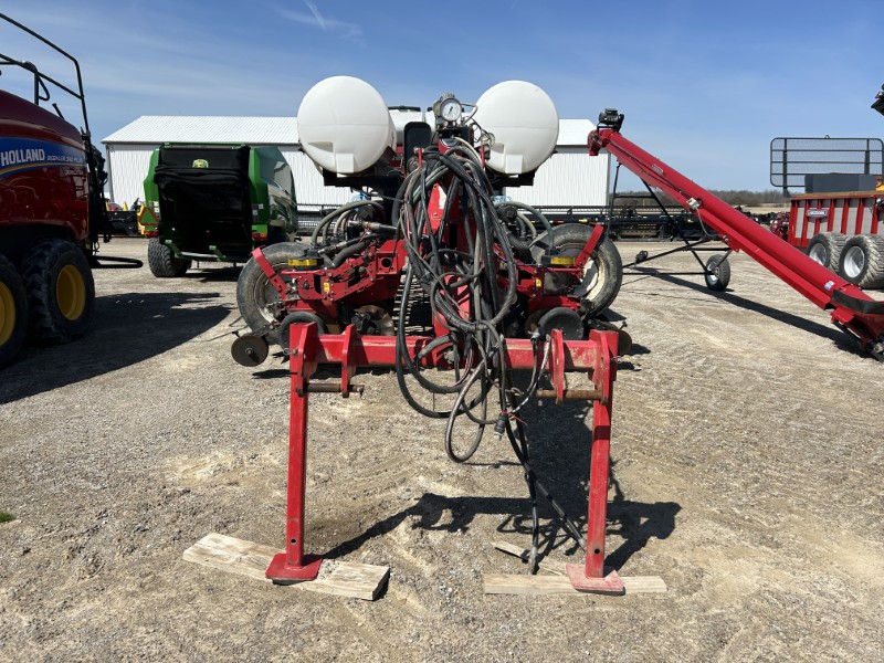 2013 Massey Ferguson 8824 Planter