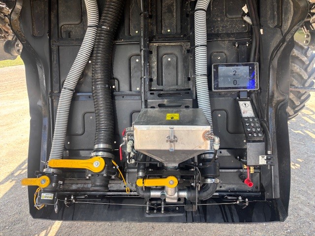 2023 New Holland SP.310F Sprayer/High Clearance