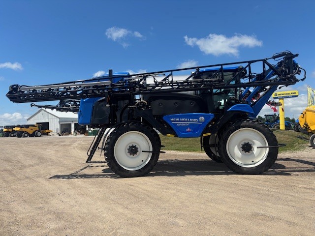 2023 New Holland SP.310F Sprayer/High Clearance