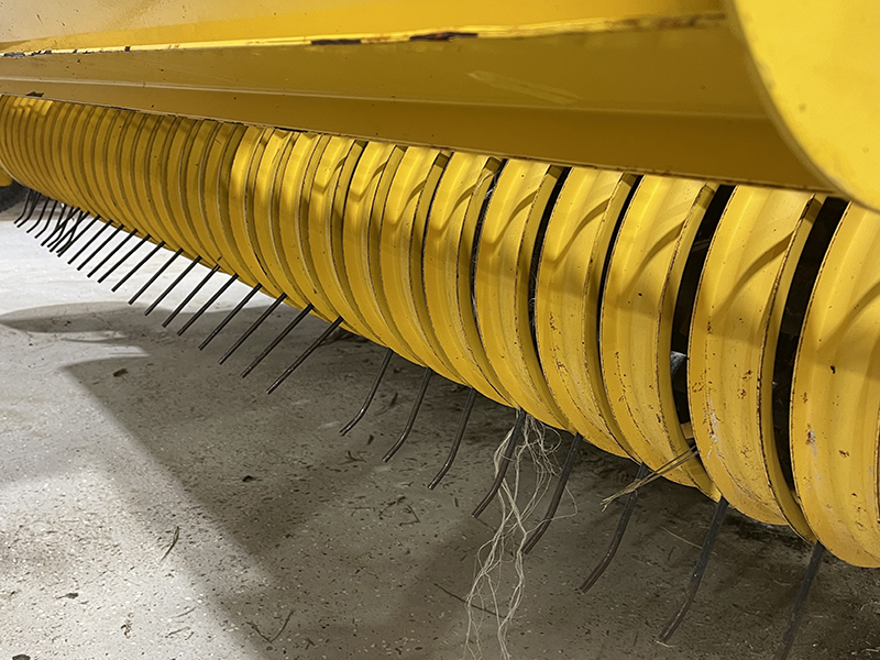 2017 New Holland BB340R Baler/Big Square