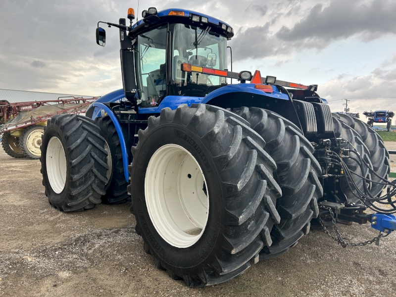 2013 New Holland T9.505 Tractor 4WD