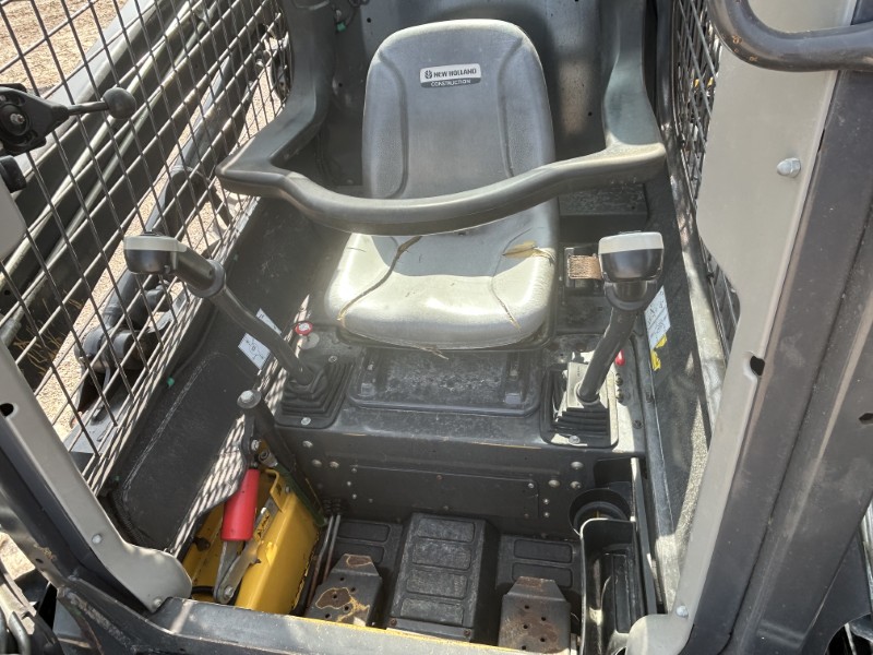 2018 New Holland L220-T4B Skid Steer Loader
