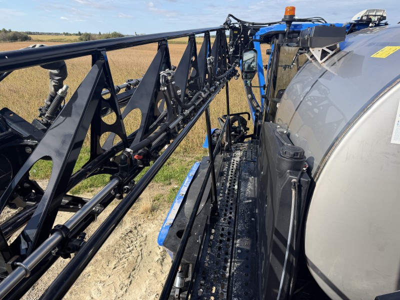 2024 New Holland SP.310F Sprayer/High Clearance