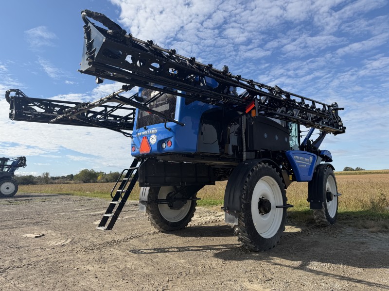 2024 New Holland SP.310F Sprayer/High Clearance