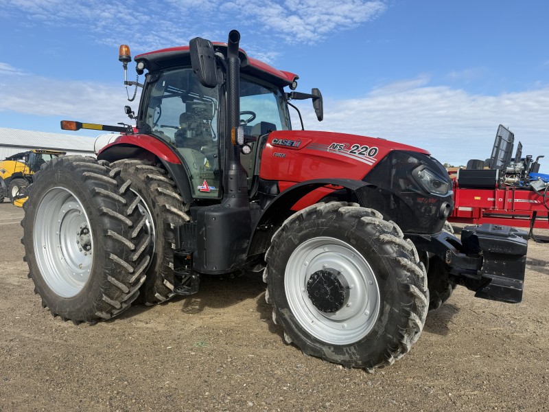 2023 Case IH PUMA 220 Tractor