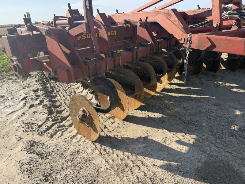 Sunflower 4510 Chisel Plow