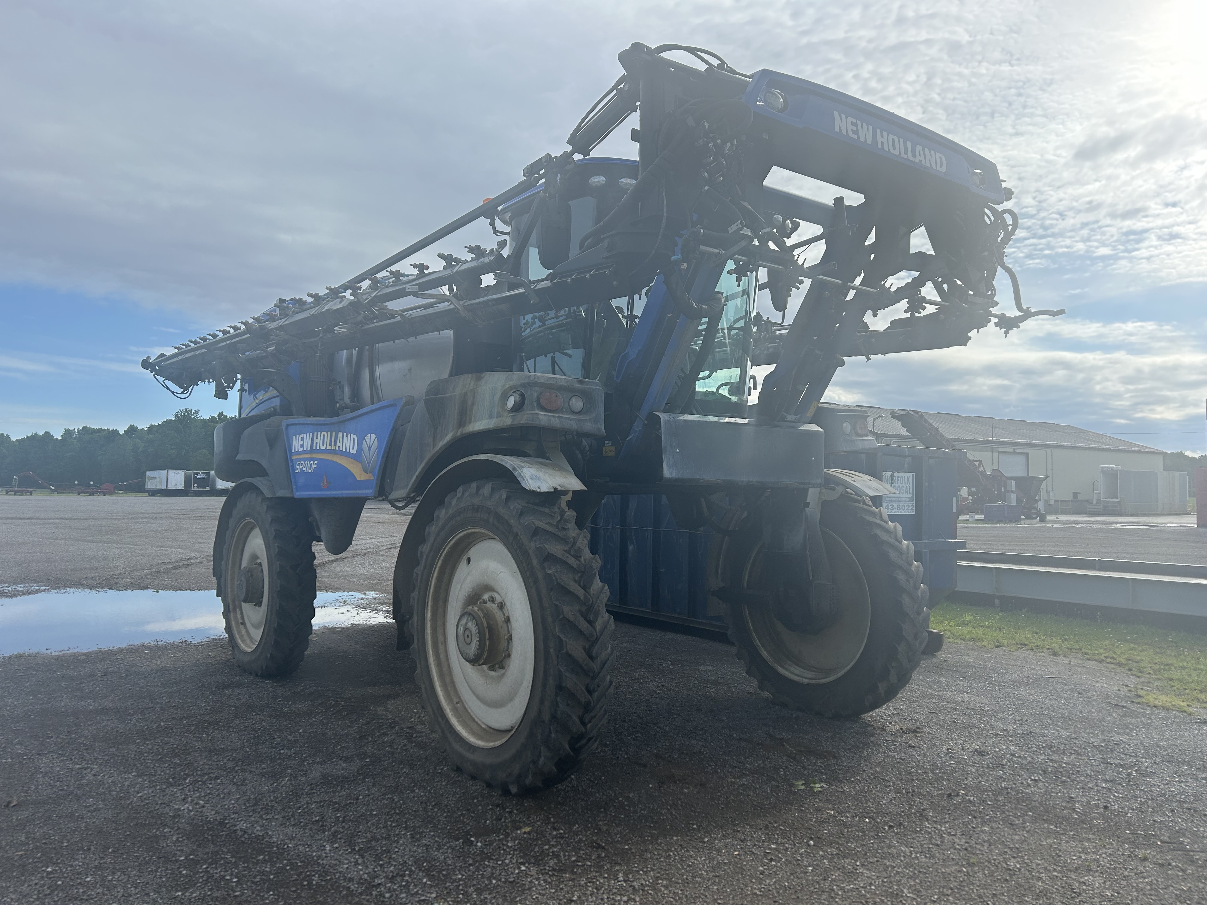 2019 New Holland SP410F Sprayer/High Clearance