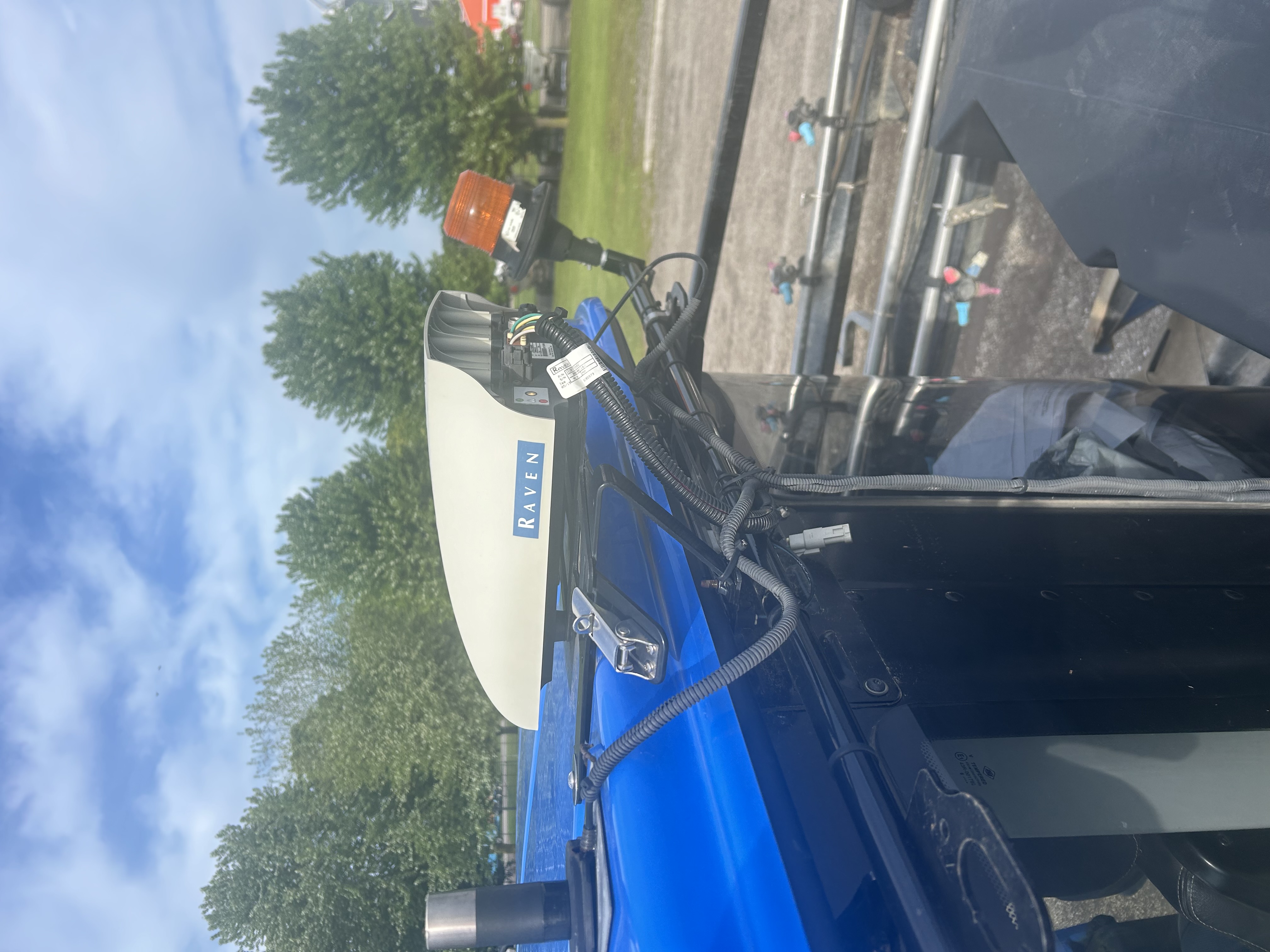 2019 New Holland SP410F Sprayer/High Clearance