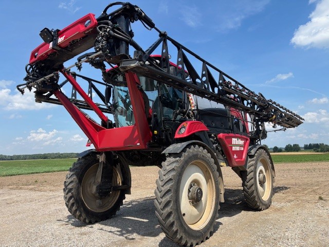 2022 Miller NITRO 7310 Sprayer/High Clearance