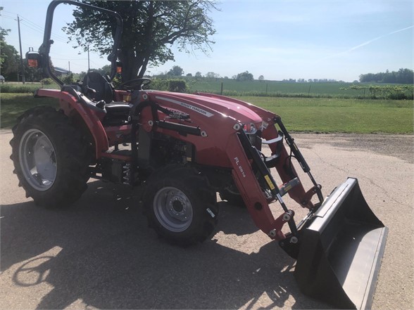 2022 Massey Ferguson 2850M Tractor