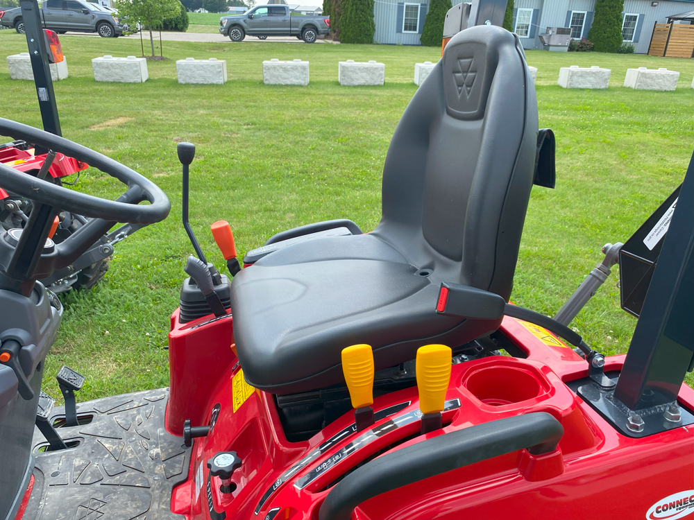 2022 Massey Ferguson GC1723E Tractor