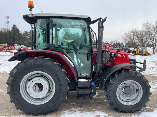 2022 Massey Ferguson 4709 Tractor