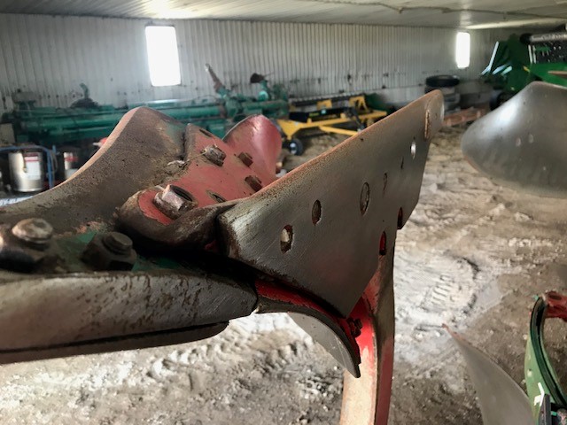 2018 Kverneland PG115 Plow