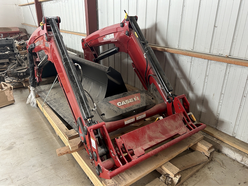 2023 Case IH L104 Loader