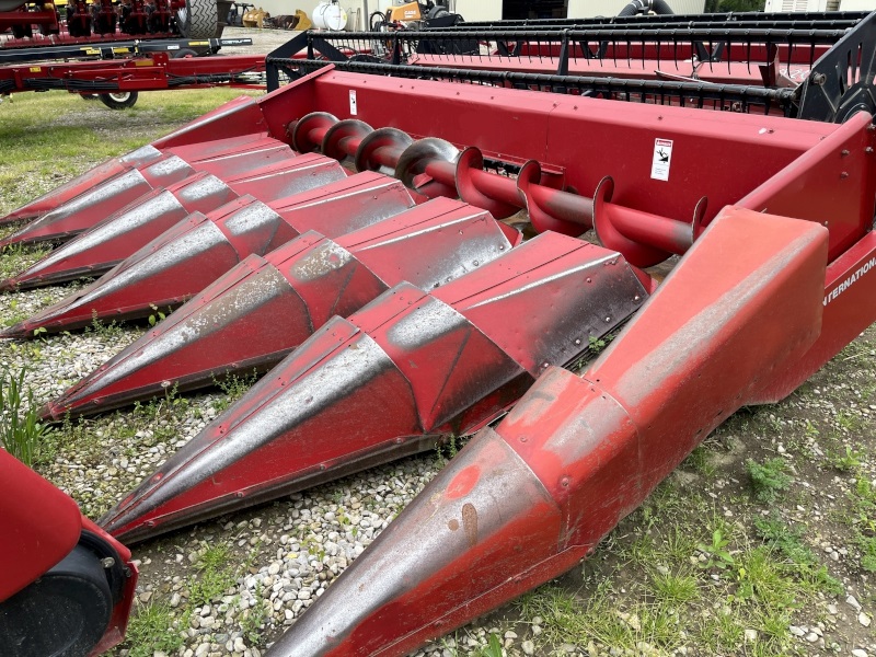 1981 Case IH 863 Header Corn Head