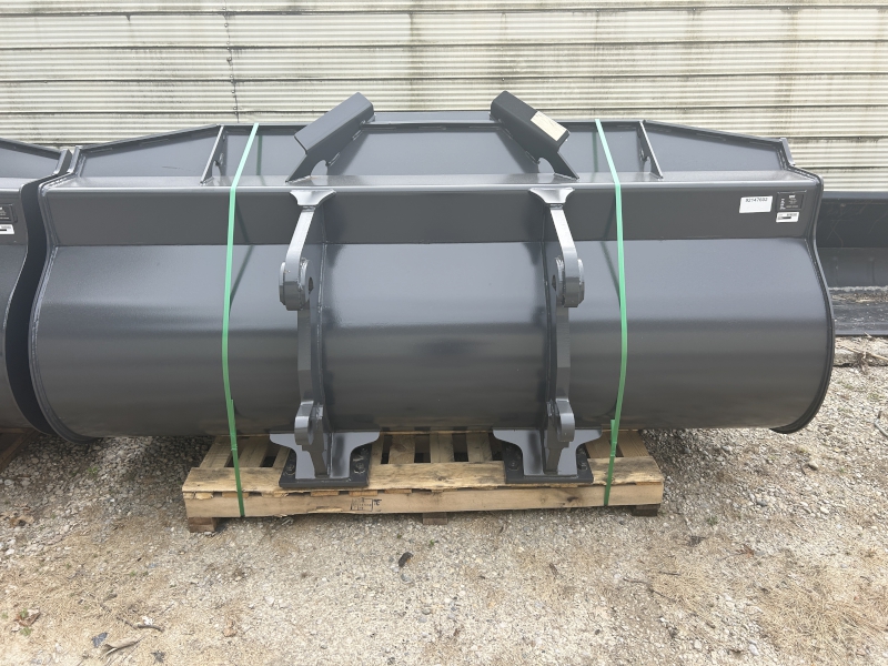 2024 Case 3CYD Bucket