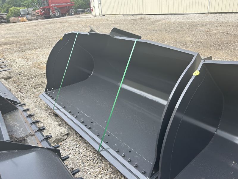 2024 Case 3CYD Bucket