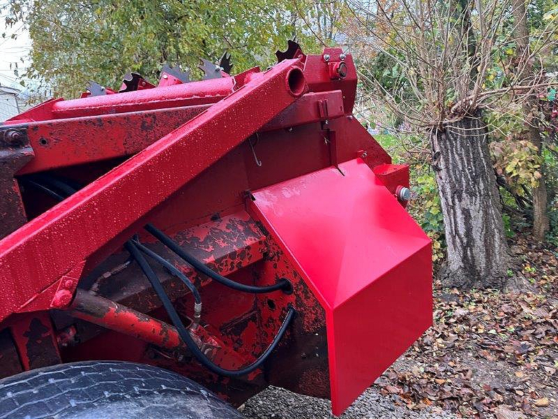 New Holland 195 Manure Spreader