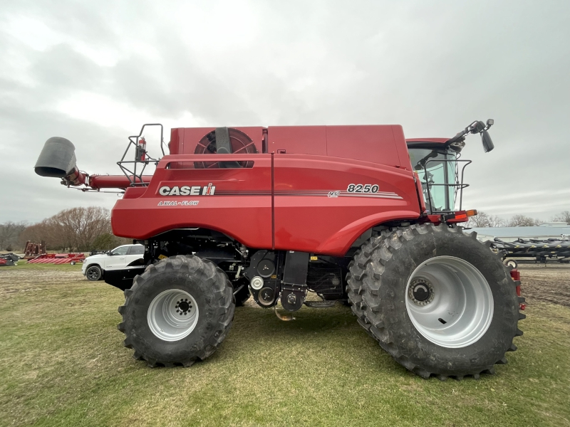2024 Case IH 8250 Combine