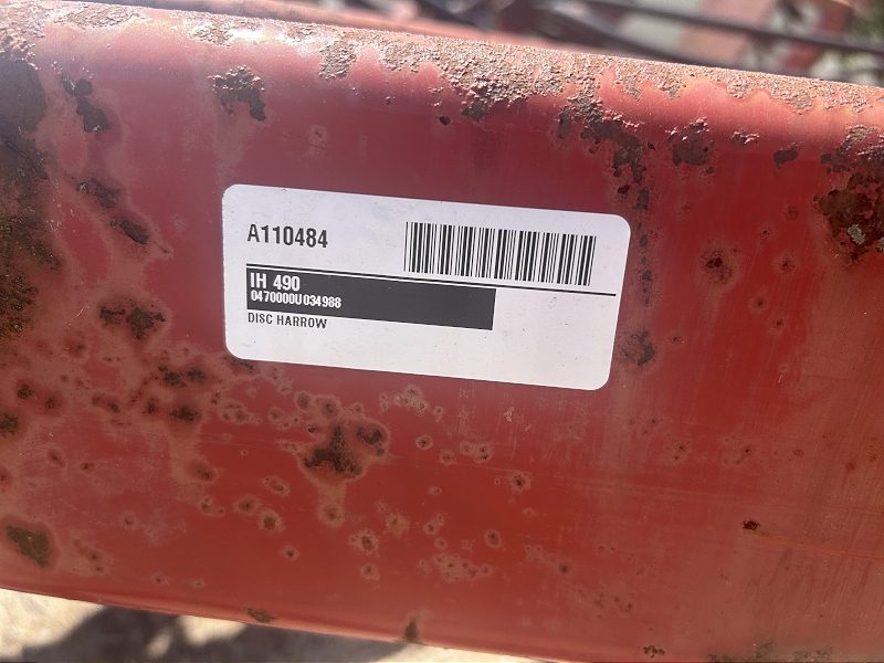 1985 International 490 Harrow