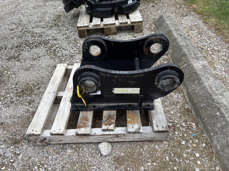 2018 Misc MOUNT/PLATE Excavator Attachment