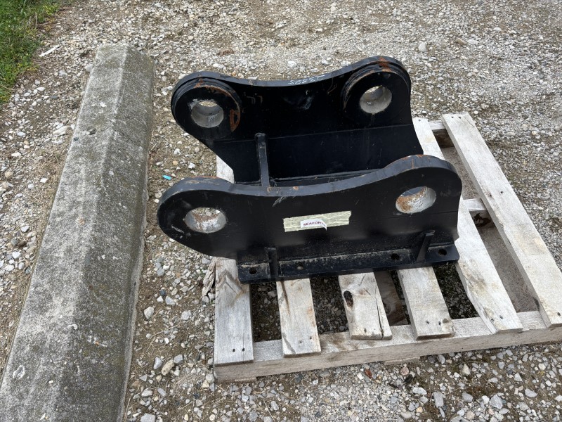 2018 Misc MOUNT/PLATE Excavator Attachment