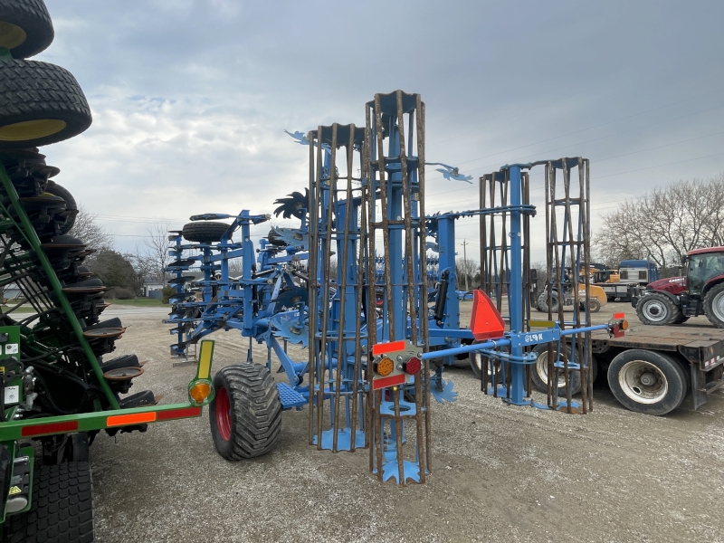 2023 LEMKEN KARAT 10/500 Compact Disc
