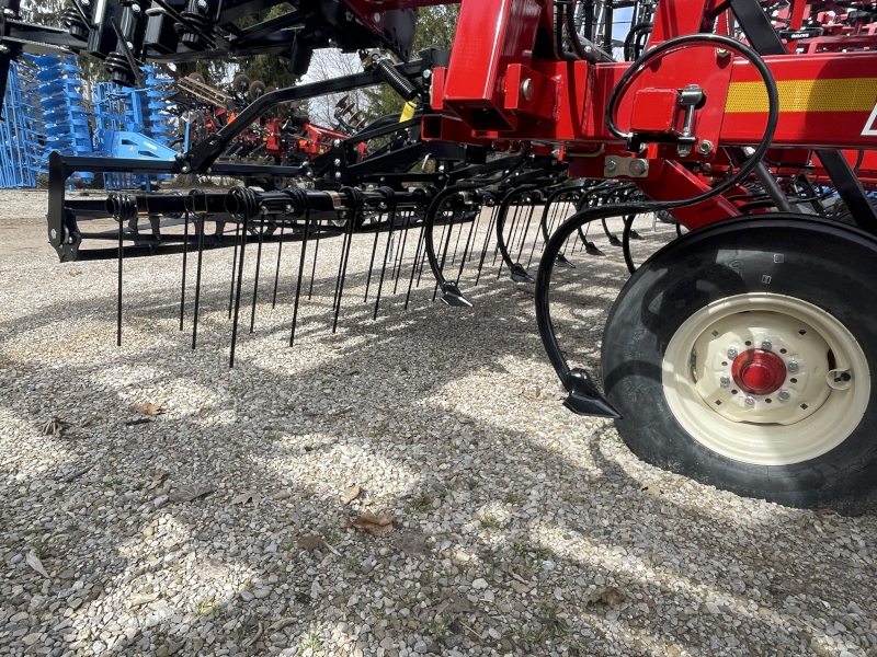 2026 Salford 550-32 Field Cultivator