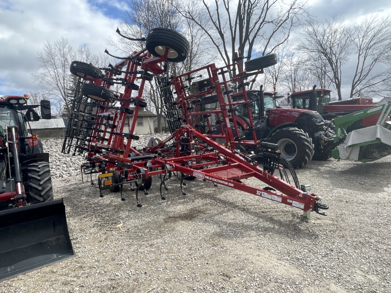 2026 Salford 550-32 Field Cultivator
