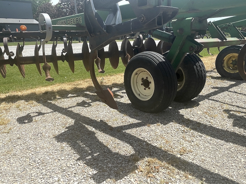 1998 John Deere 510 Disk Ripper