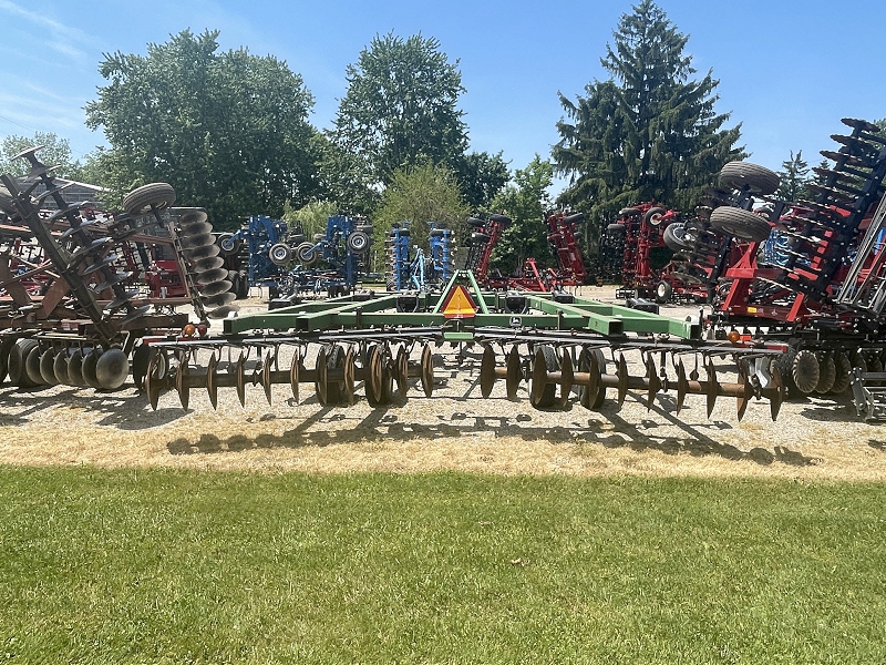 1998 John Deere 510 Disk Ripper